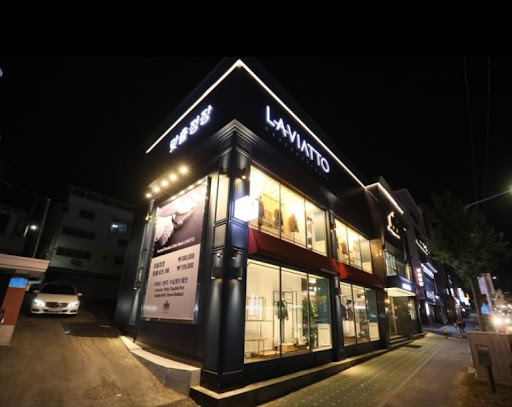 특별한 날을 위한 특별한 맞춤정장, 라비아또 대전점에서 만나보세요